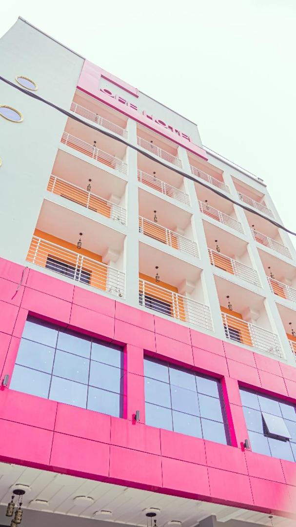 Cofe Hotel Яунде Экстерьер фото