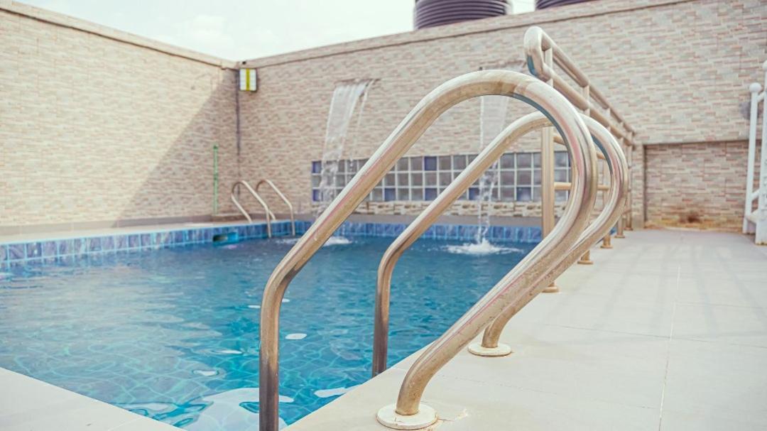 Cofe Hotel Яунде Экстерьер фото